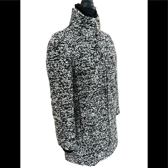 J Crew Lodge Coat, black/ ivory  boucle, Italian wool blend, size 0 P - Picture 11 of 14